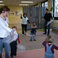 Bild vergr&ouml;&szlig;ern: Eltern-Kind-Gruppe  
